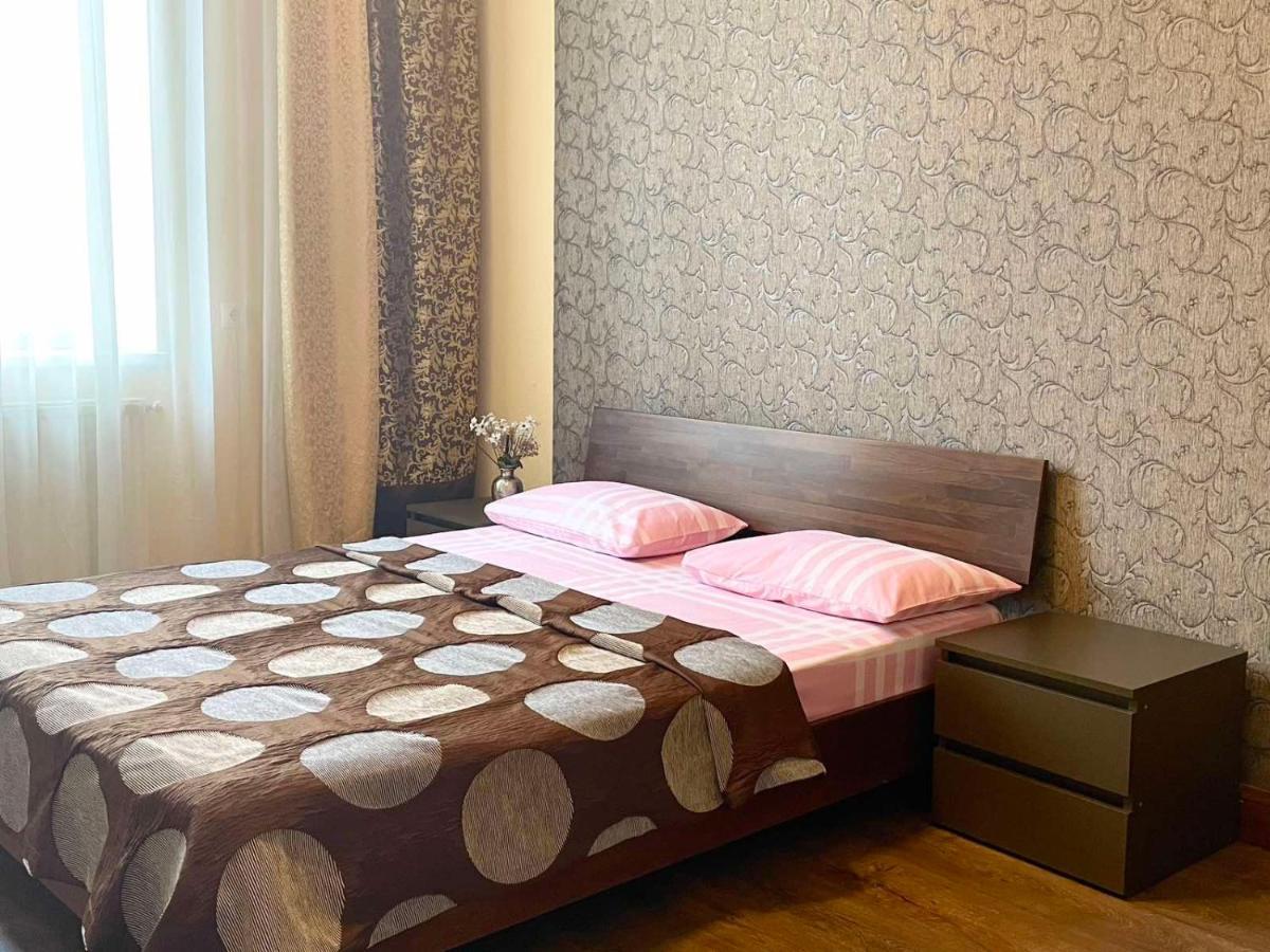 Apartment крехівська 5,апартаменти в центрі, дві спальні *